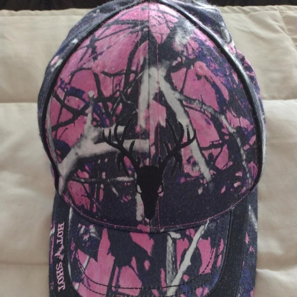 NEW - Women’s Pink, Purple, and Black Camouflage Hot Shot Hat